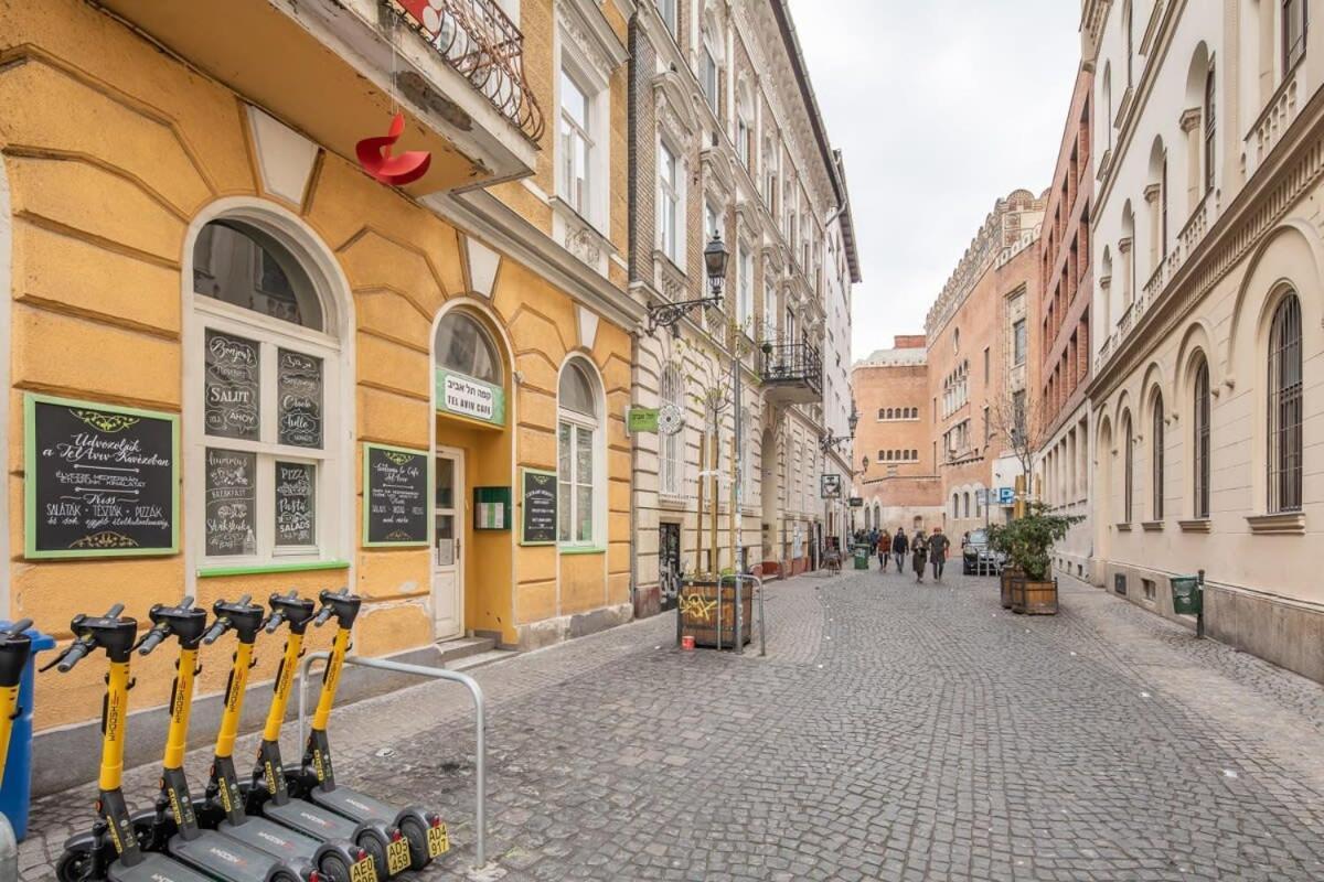 Extra Central - Mini Modern Studio Budapest Eksteriør bilde