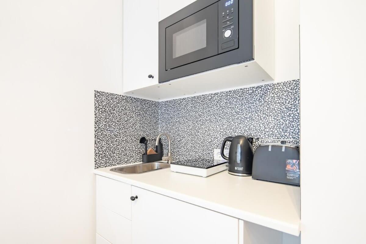 Extra Central - Mini Modern Studio Budapest Eksteriør bilde