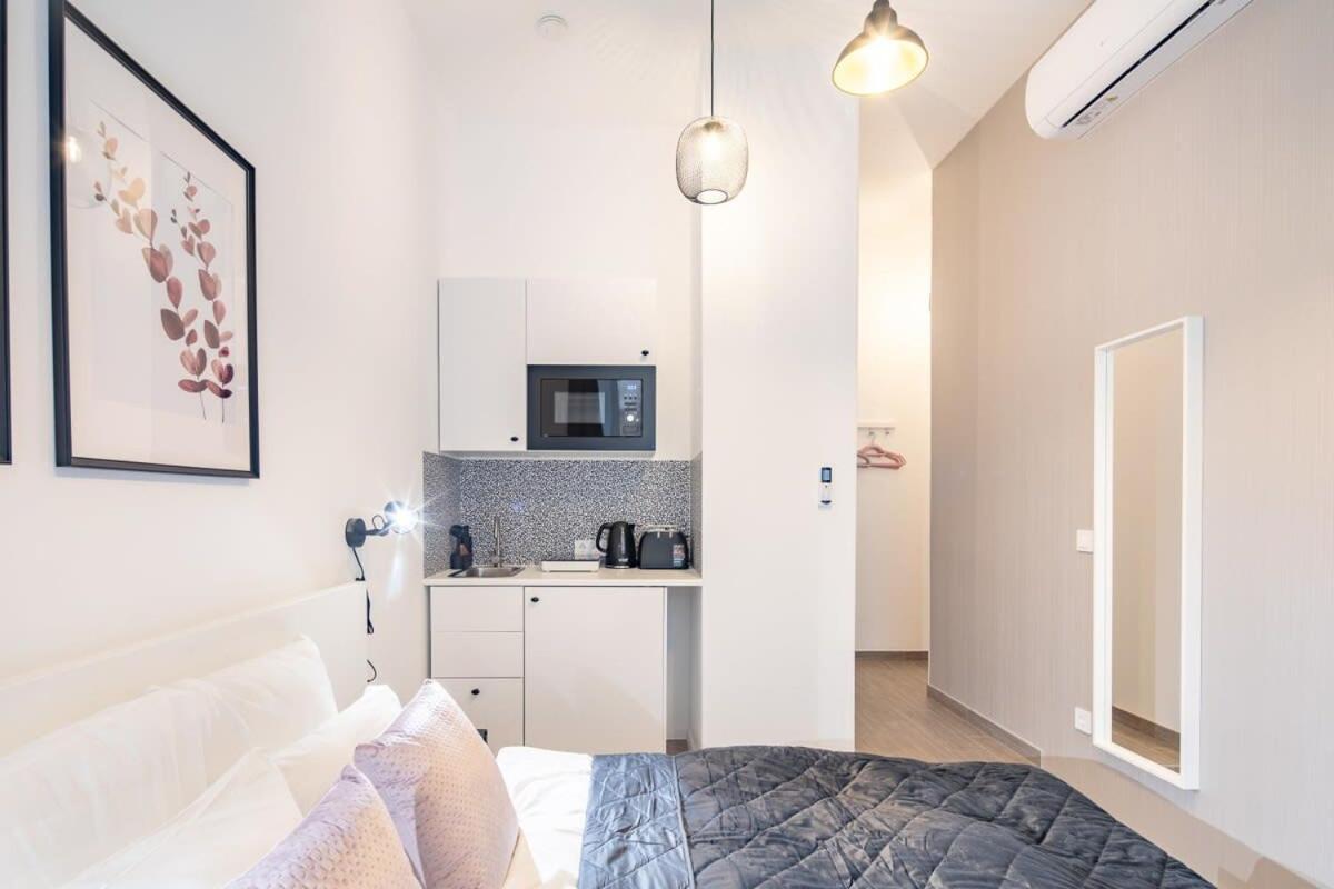 Extra Central - Mini Modern Studio Budapest Eksteriør bilde